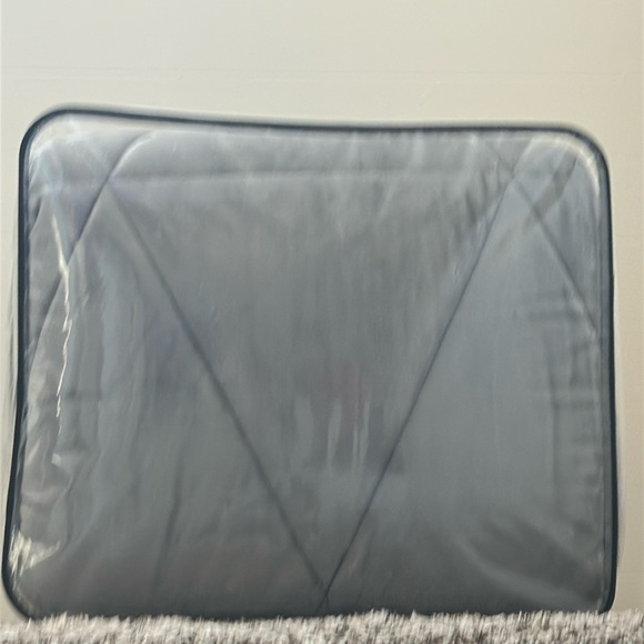 Ugg Avery Full/Queen Comforter Set - Picture 2 of 5